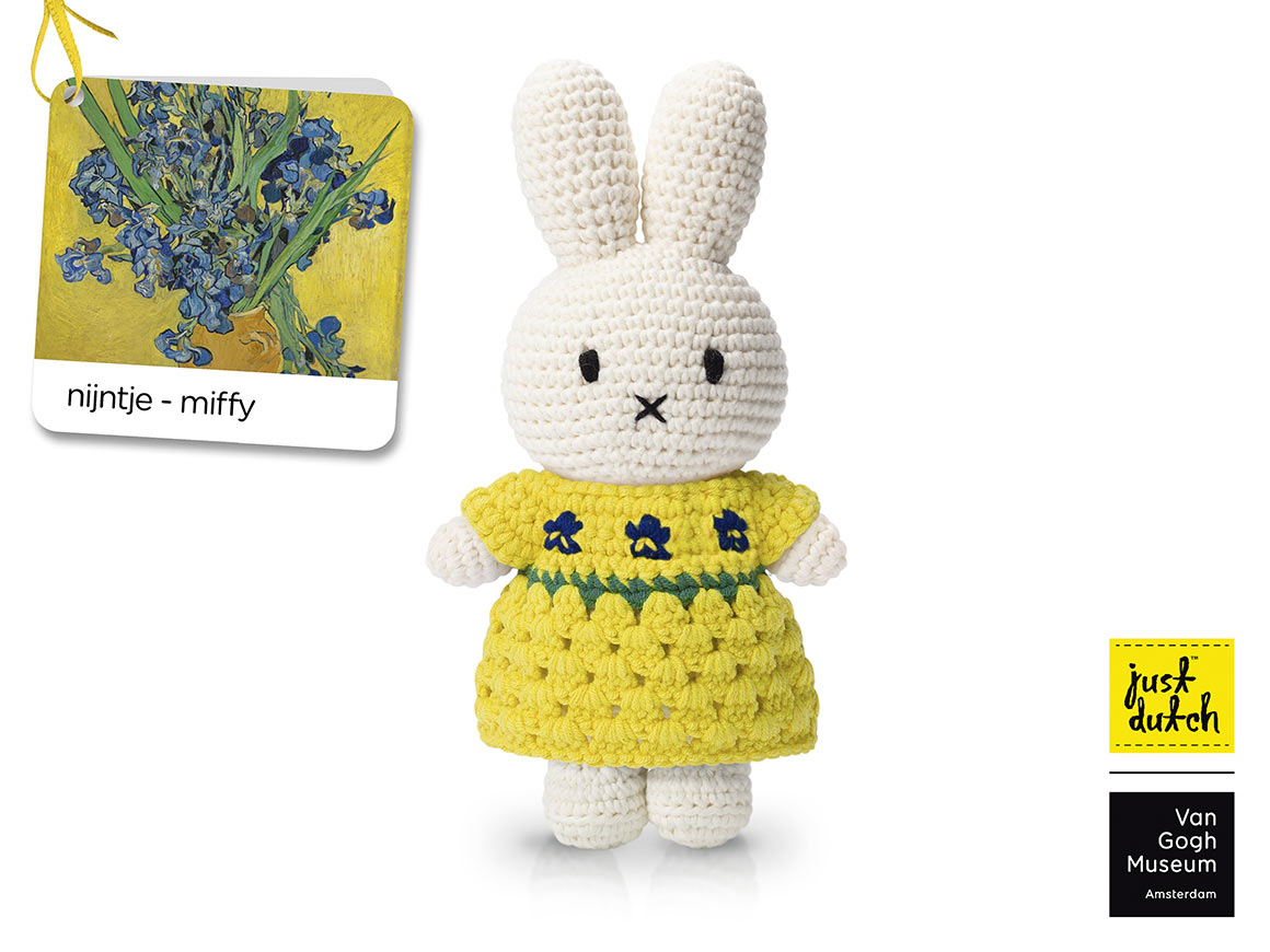 MIFFY Kuschelhase – im neuen Iris-Kleid
